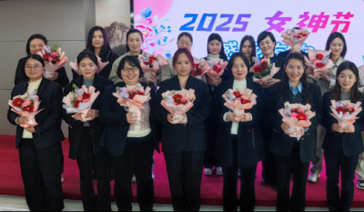 与花相约，致敬最美的她——记岳阳南宫NG282025三八女神节花艺活动